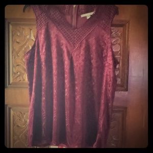 Beautiful top burgandy